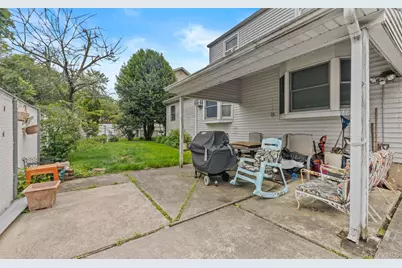 84 Charles Street, Mineola, NY 11501 - Photo 16