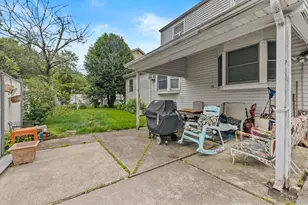 84 Charles St, Mineola, NY 11501 - Photo 16