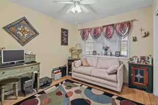 84 Charles St, Mineola, NY 11501 - Photo 8