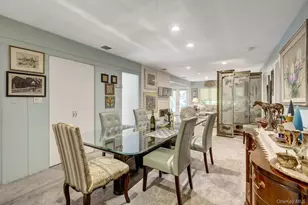 61 Locust Ln, Roslyn Heights, NY 11577 - Photo 8