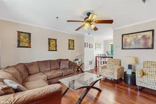 27 Grandview Ave, New York, NY 10303 - Photo 6