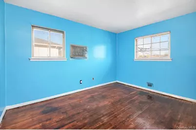 46 Sunburst Drive, Deer Park, NY 11729 - Photo 16