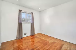 46 Sunburst Dr, Deer Park, NY 11729 - Photo 10