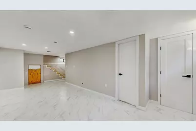 150-11 84th Drive, Jamaica, NY 11432 - Photo 28