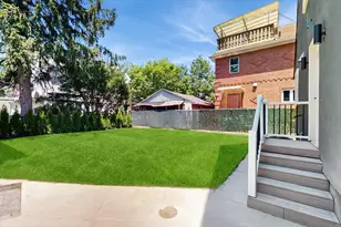 150-11 84th Dr, Jamaica, NY 11432 - Photo 34