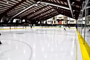 221 Middle Neck Road Rd, Great Neck, NY 11021 - Photo 18