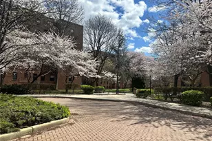 150-11 72nd Rd, Flushing, NY 11367 - Photo 18