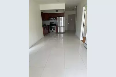 31-53 Linden Place #2E, Flushing, NY 11354 - Photo 2