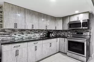 60-89 54th St, Maspeth, NY 11378 - Photo 10