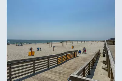 260 W Broadway #2G, Long Beach, NY 11561 - Photo 32