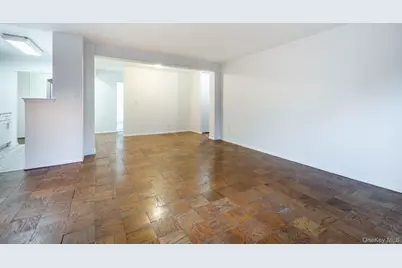 315 W 232nd Street #3C, Bronx, NY 10463 - Photo 2