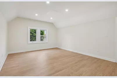 1293 Pulaski Road, East Northport, NY 11731 - Photo 24