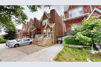 2547 Laconia Avenue, Bronx, NY 10469 - Photo 2