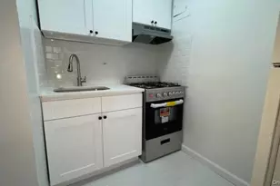 83-60 118th St, Kew Gardens, NY 11415 - Photo 2