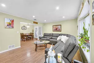 56 15th Ave, West Babylon, NY 11704 - Photo 10