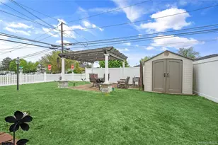 56 15th Ave, West Babylon, NY 11704 - Photo 28