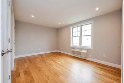 661 W Broadway #204, Long Beach, NY 11561 - Photo 14