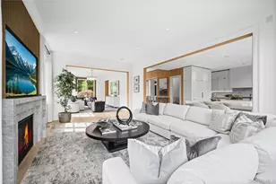 7 Mirrielees Rd, Great Neck, NY 11021 - Photo 8