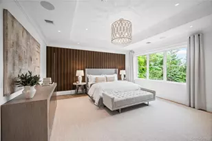 7 Mirrielees Rd, Great Neck, NY 11021 - Photo 32