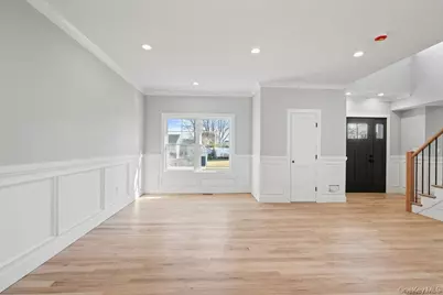 56 Seitz Drive, Bethpage, NY 11714 - Photo 8