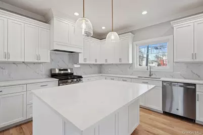 56 Seitz Drive, Bethpage, NY 11714 - Photo 14