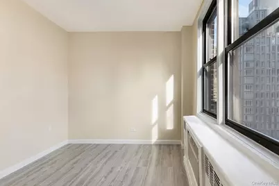 241 E 76th Street #9I, New York, NY 10021 - Photo 2