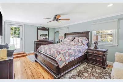 11 Country Squire Court, Dix Hills, NY 11746 - Photo 22
