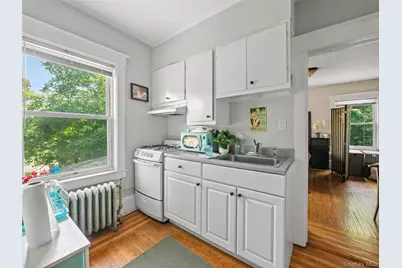 247-249 N Middletown Road, Pearl River, NY 10965 - Photo 8