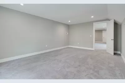 35 Biltmore Drive, Hopewell Junction, NY 12533 - Photo 40