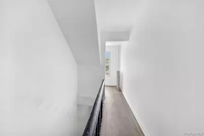 17 Lamartine Avenue, Yonkers, NY 10701 - Photo 6