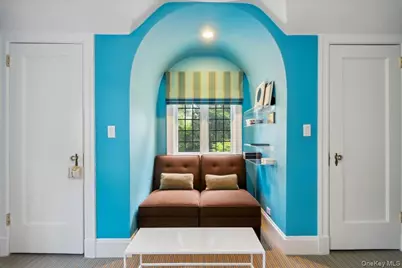 54 Inverness Road, Scarsdale, NY 10583 - Photo 24