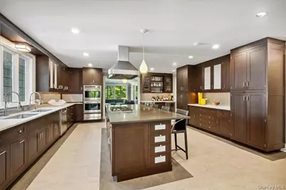 54 Inverness Road, Scarsdale, NY 10583 - Photo 14