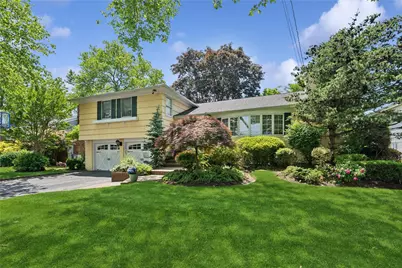 221 Somerset Drive, Hewlett, NY 11557 - Photo 1