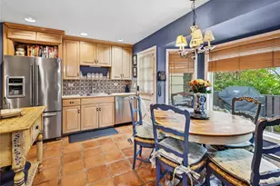 221 Somerset Dr, Hewlett, NY 11557 - Photo 16