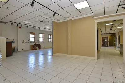 42-02 Astoria Boulevard #303, Astoria, NY 11103 - Photo 6