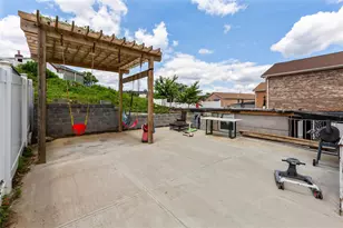 6-28 151st St, Whitestone, NY 11357 - Photo 40