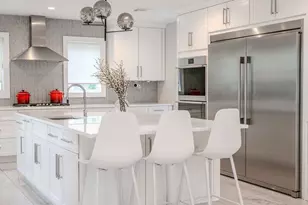 8 Stuyvesant Pl, Lawrence, NY 11559 - Photo 6