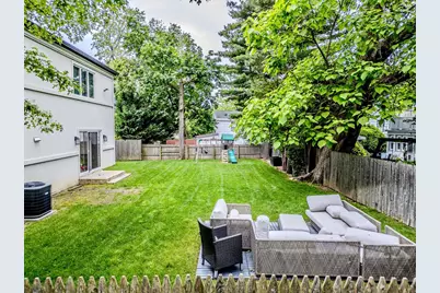 8 Stuyvesant Place, Lawrence, NY 11559 - Photo 32