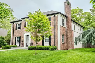 8 Stuyvesant Pl, Lawrence, NY 11559 - Photo 36