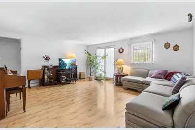 45 W 23rd Street, Deer Park, NY 11729 - Photo 2