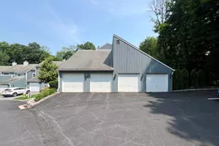 13 Timber Ridge, Mount Kisco, NY 10549 - Photo 12