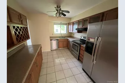 13 Timber Ridge, Mount Kisco, NY 10549 - Photo 2