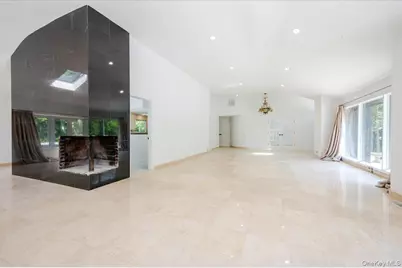 452 E Shore Road, Great Neck, NY 11024 - Photo 6