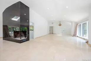 452 E Shore Rd, Great Neck, NY 11024 - Photo 6