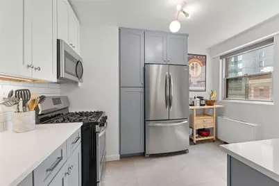 70-31 108 Street #3H, Forest Hills, NY 11375 - Photo 4