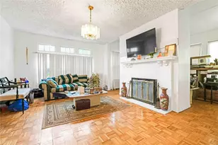 114-80 178th Pl, Addisleigh Park, NY 11434 - Photo 6