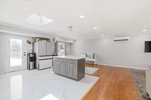 34 Dennis Ln, Bethpage, NY 11714 - Photo 12