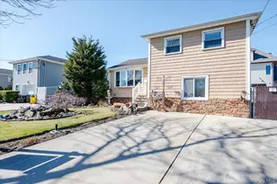 22 Cheshire Rd, Inwood, NY 11096 - Photo 24