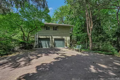 10 Moonedge Road, Northport, NY 11768 - Photo 30