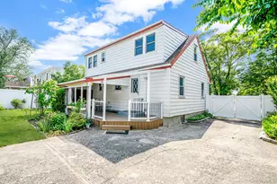859 Franklin Ave, Valley Stream, NY 11580 - Photo 2